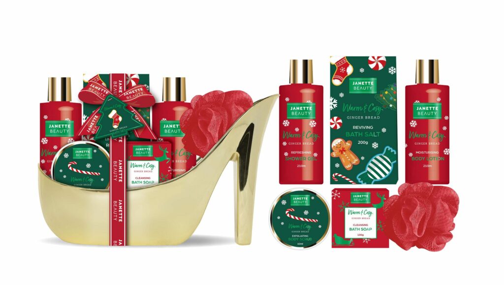 VÁNOČNÍ SET (Perníček) je luxusní sedmidílná sada s dekorativní dózou, která spojuje všechny důležité prvky tělové péče. Od sprchového gelu přes mléko a peeling až po koupelovou sůl a mýdlo – vše v jedinečné vůni perníku. Dekorativní dóza dodává celé sadě sváteční vzhled a činí z ní dokonalý vánoční dárek.